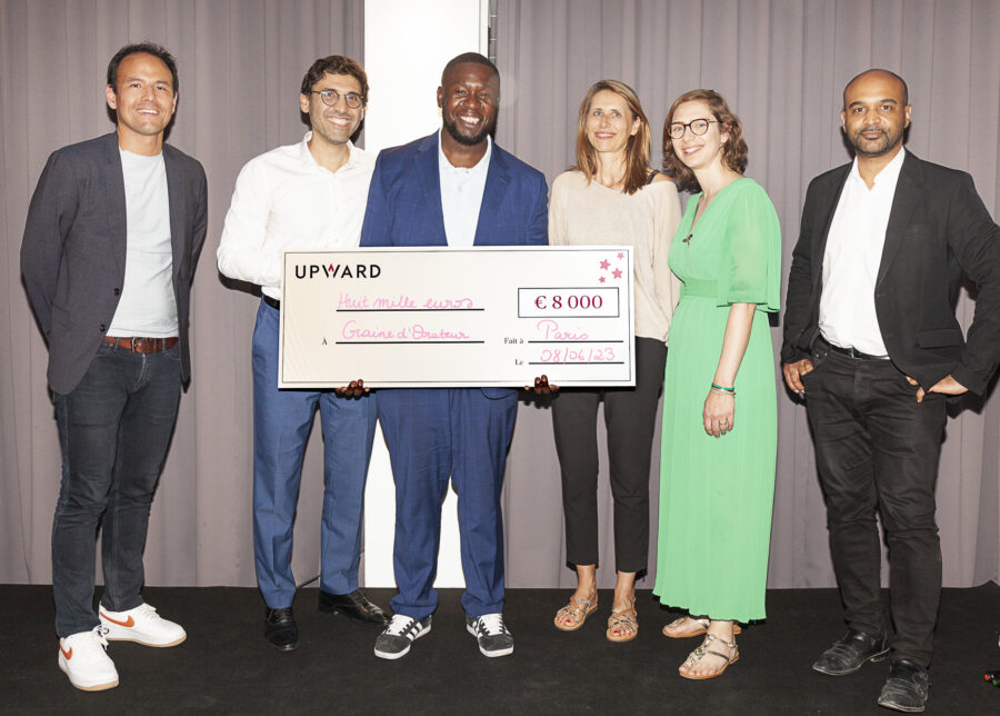 Photo remise de Prix La Bourse Upward Graine d'Orateur